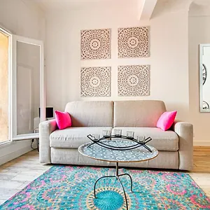 Romantic And New In The Famous Rue Meynadier In The Supercentre Of Appartement Cannes